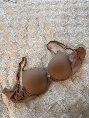 Victoria's Secret Smooth Nude T-Shirt Bra
